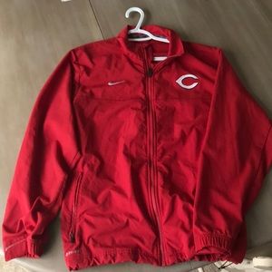 Cincinnati Reds Nike Dri-Fit lightweight zip up